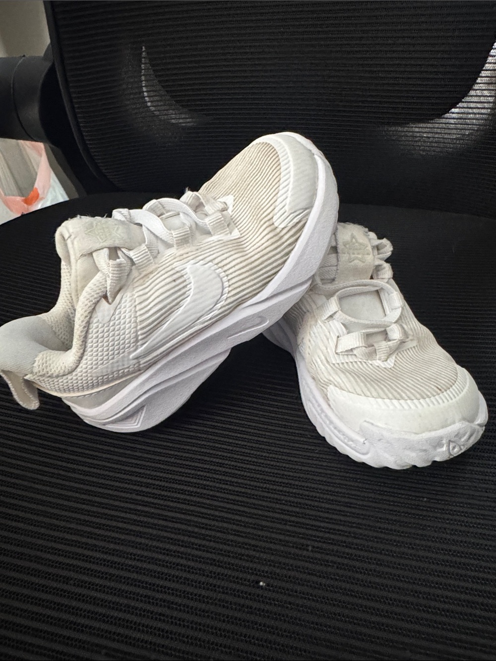 Nike Baby Toddler White Sneakers size 7c